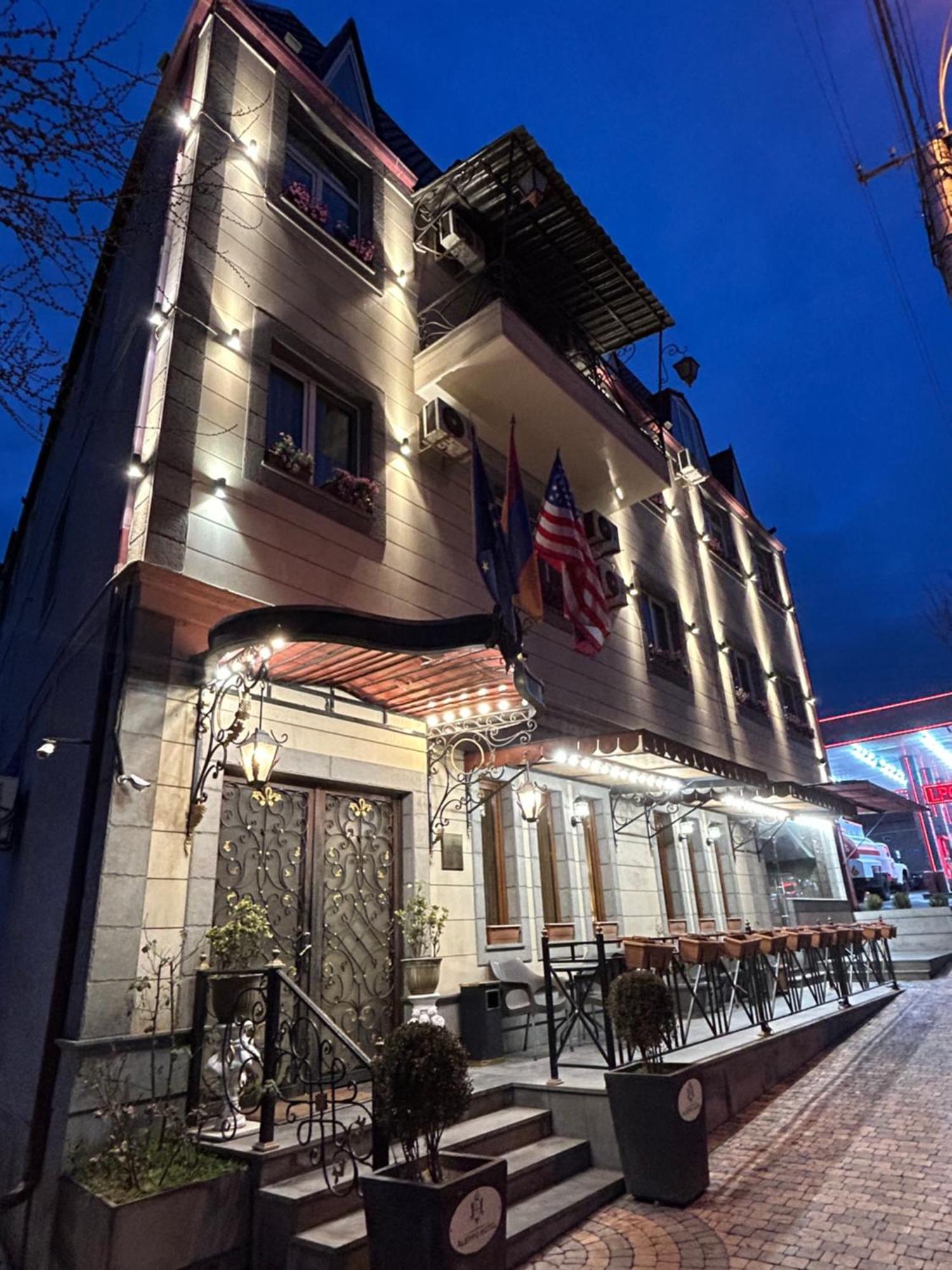 Aleppo Hotel Erivan Exterior foto