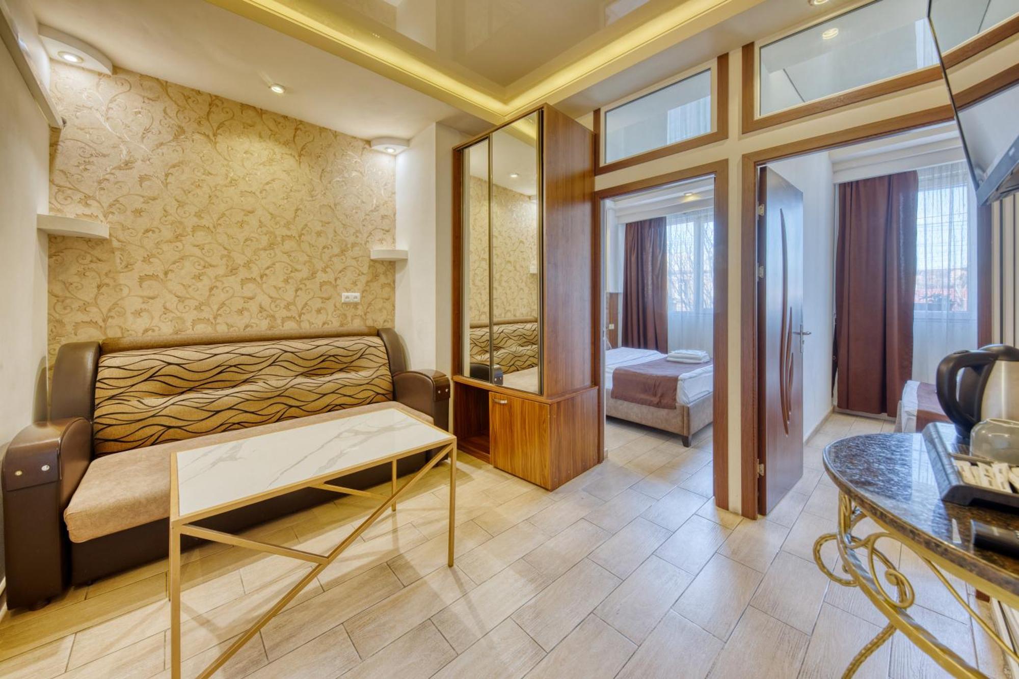 Aleppo Hotel Erivan Exterior foto