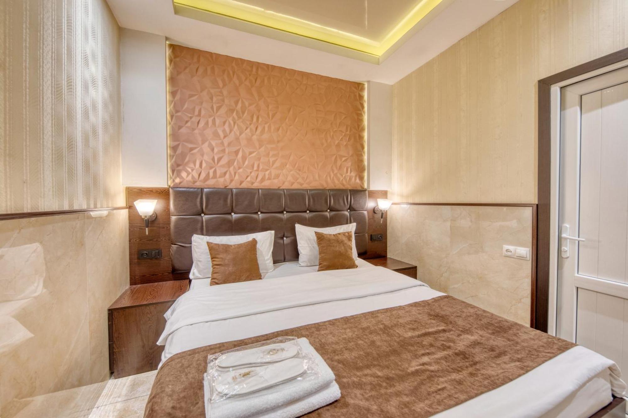 Aleppo Hotel Erivan Exterior foto